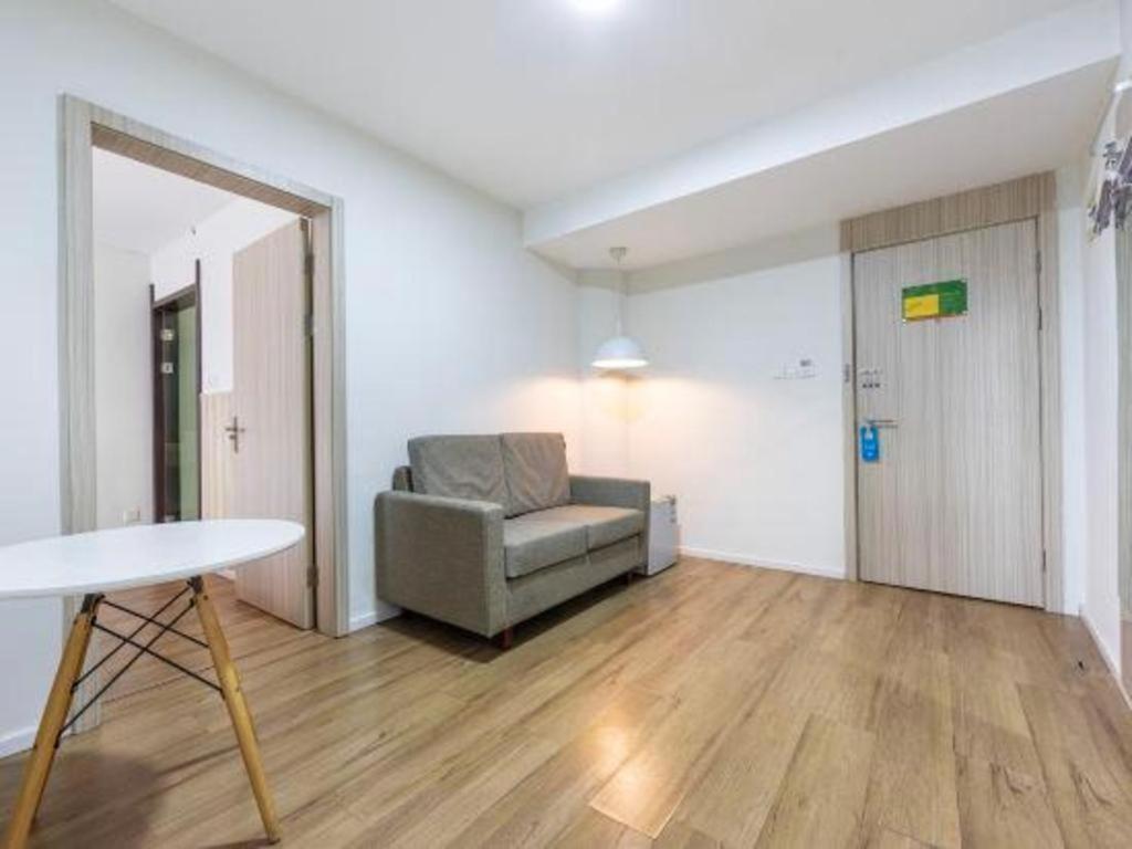 Hotel Hanting Songjiang 2*