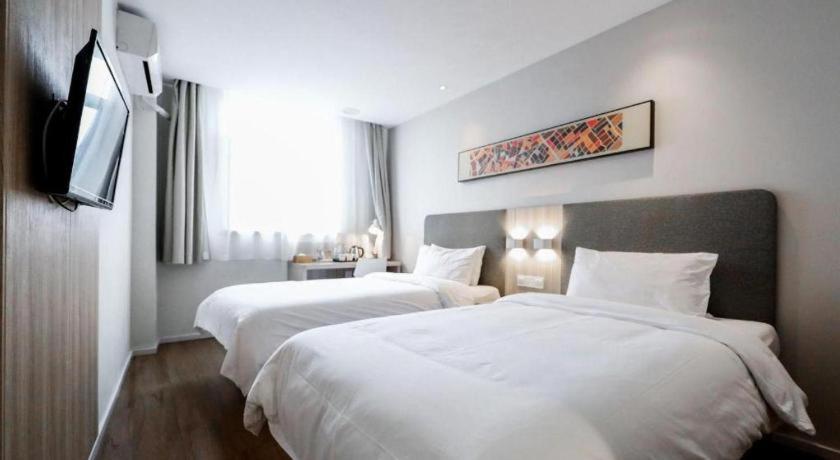 Hotel Hanting Songjiang