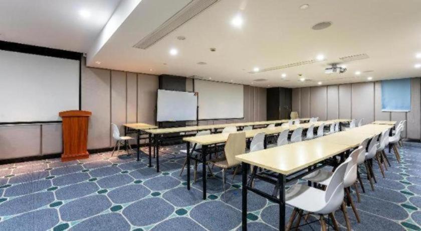 Hotel Hanting Songjiang