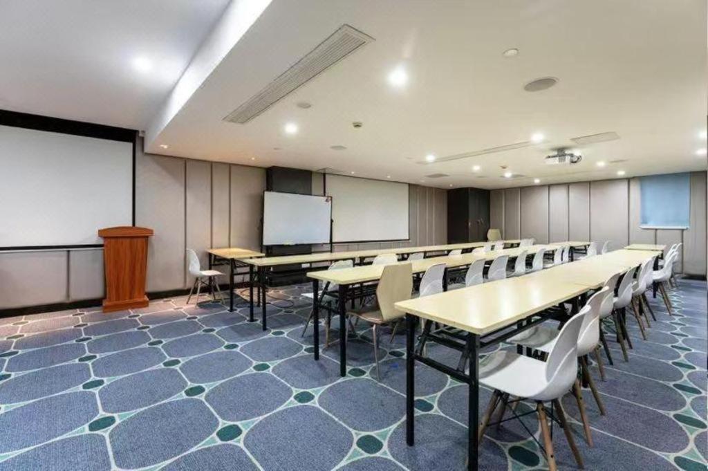 Hanting Songjiang Hotel
