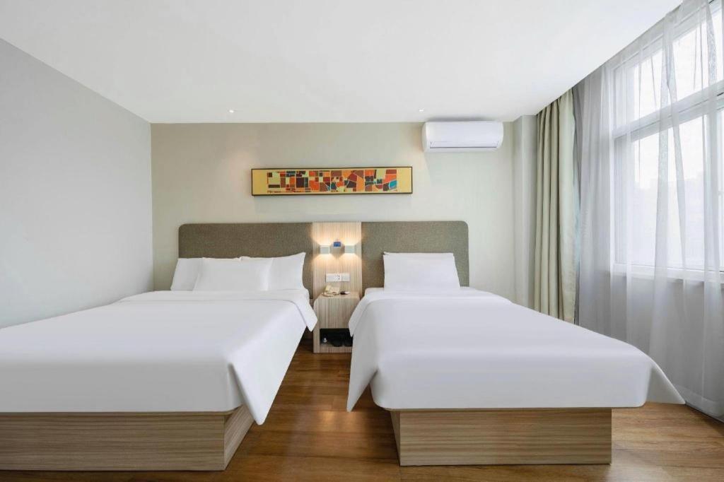 Hanting Songjiang Hotel